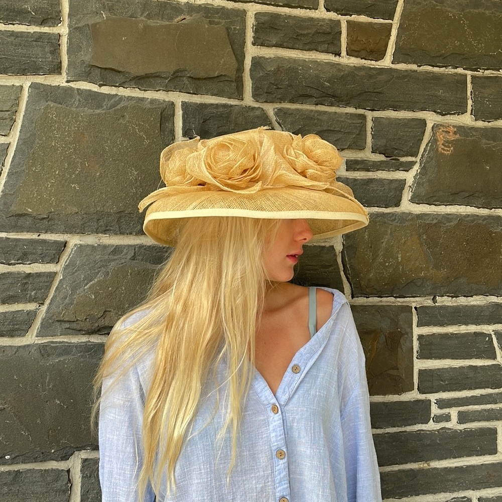 Hat - Picture 2 of 11